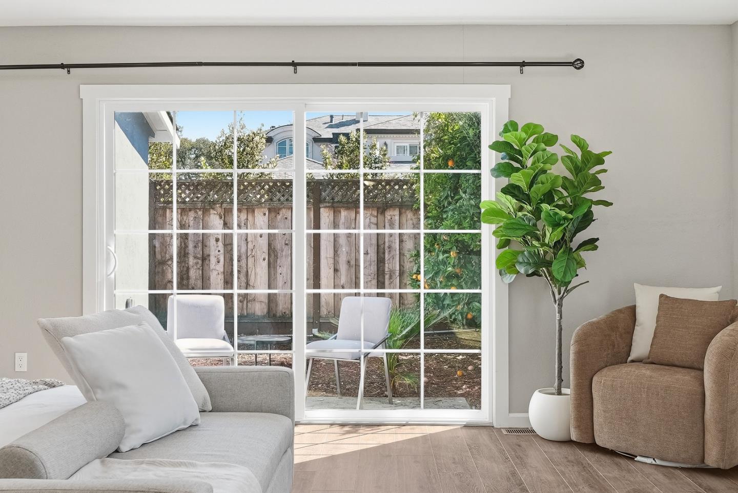 Detail Gallery Image 11 of 30 For 1508 W Hedding St, San Jose,  CA 95126 - 4 Beds | 3 Baths