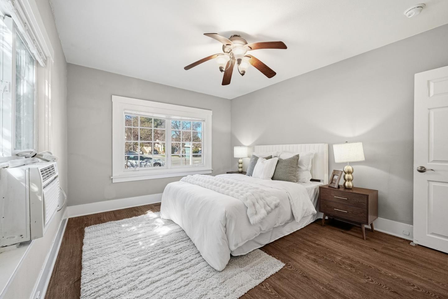 Detail Gallery Image 14 of 30 For 1508 W Hedding St, San Jose,  CA 95126 - 4 Beds | 3 Baths