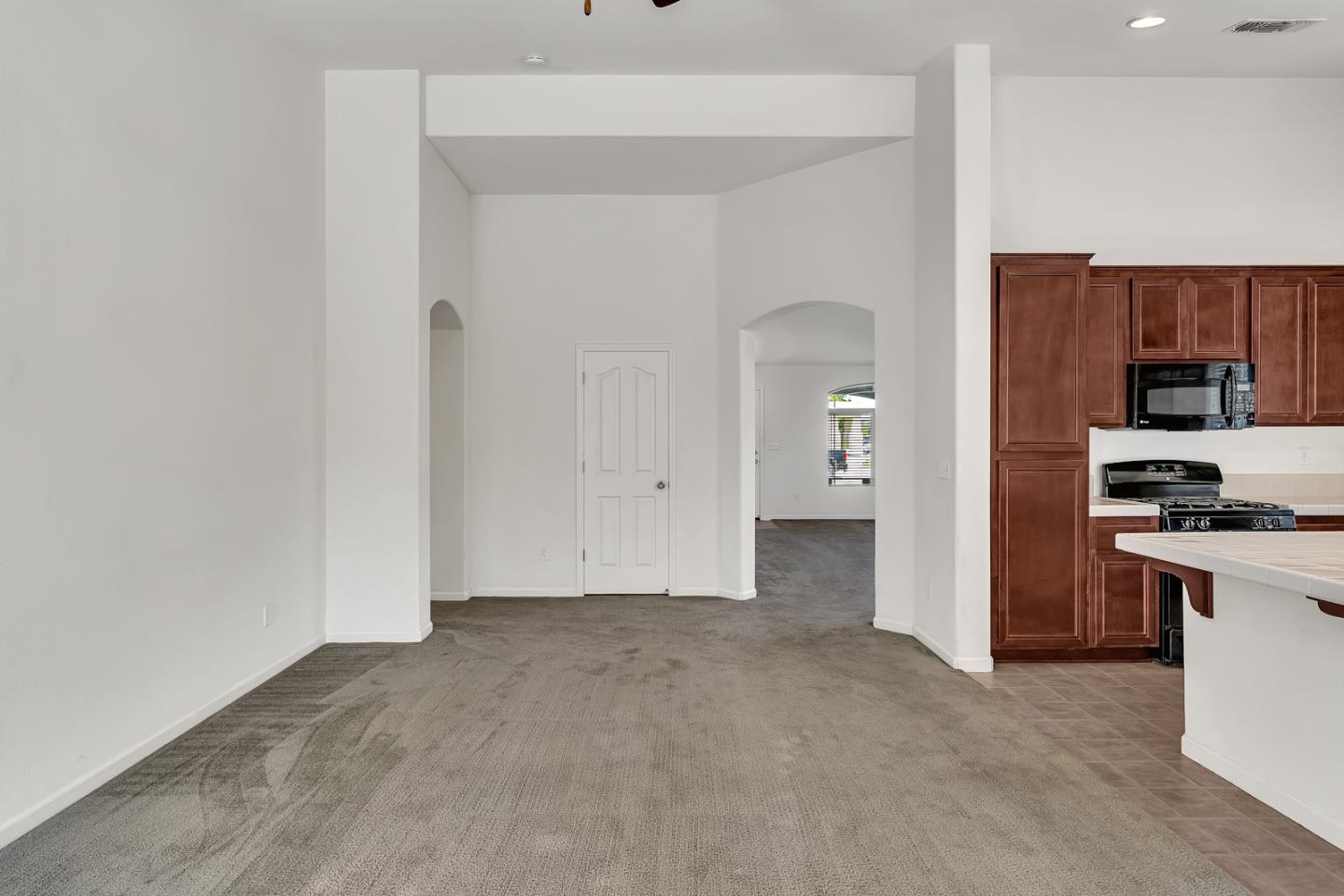 Detail Gallery Image 11 of 37 For 29471 Sonora Dr, Santa Nella,  CA 95322 - 4 Beds | 2 Baths