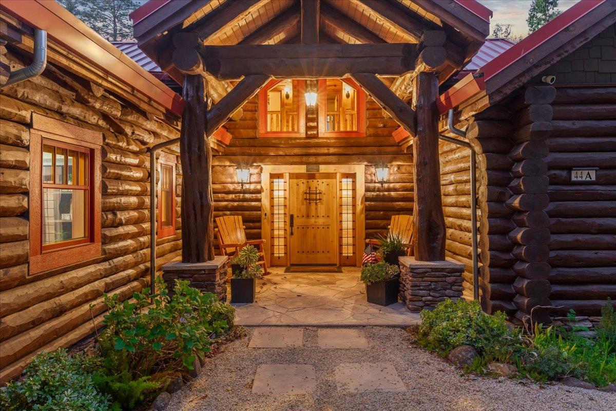 Detail Gallery Image 2 of 51 For 44 Pine Ave, Mount Hermon,  CA 95041 - 4 Beds | 3 Baths