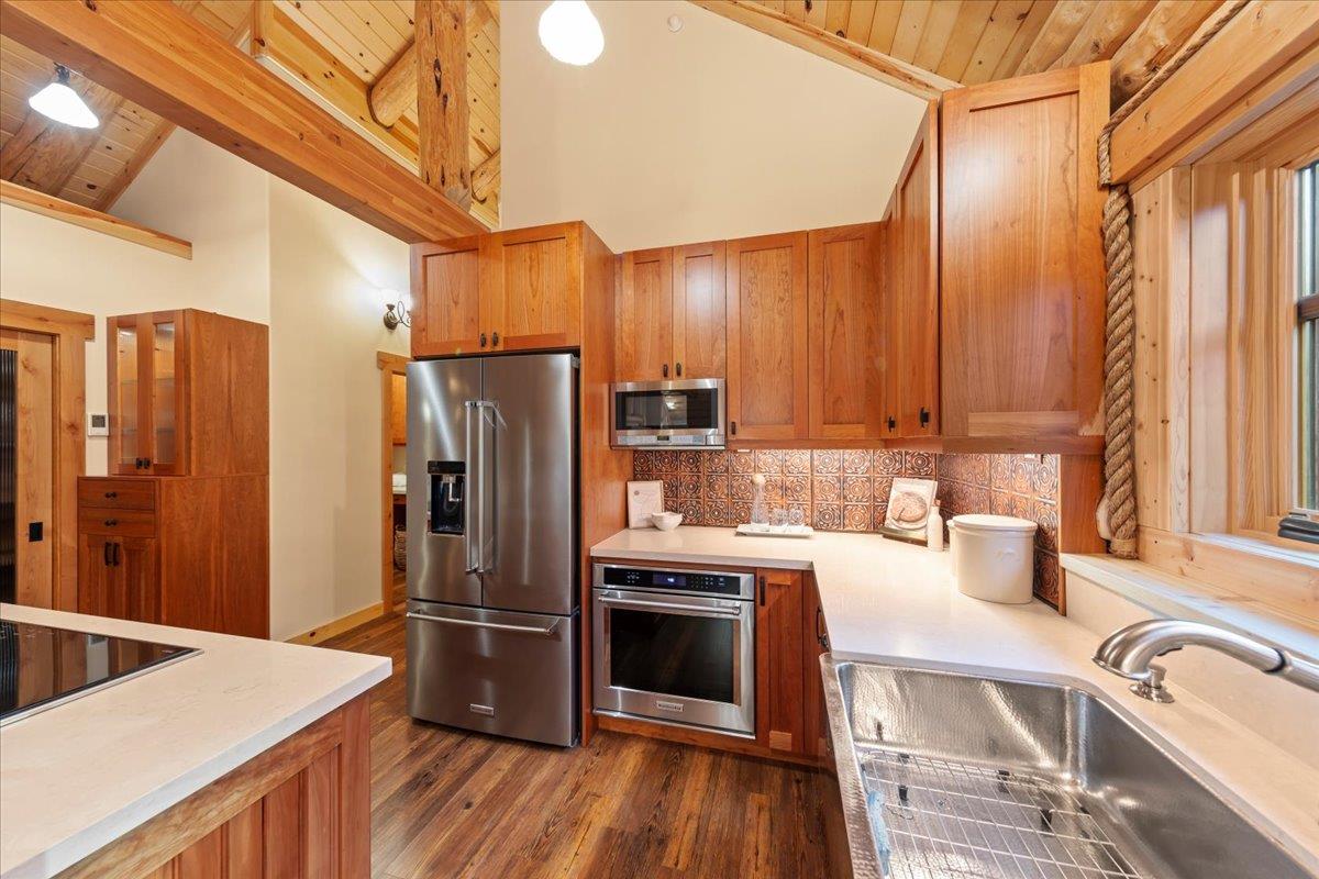 Detail Gallery Image 28 of 51 For 44 Pine Ave, Mount Hermon,  CA 95041 - 4 Beds | 3 Baths