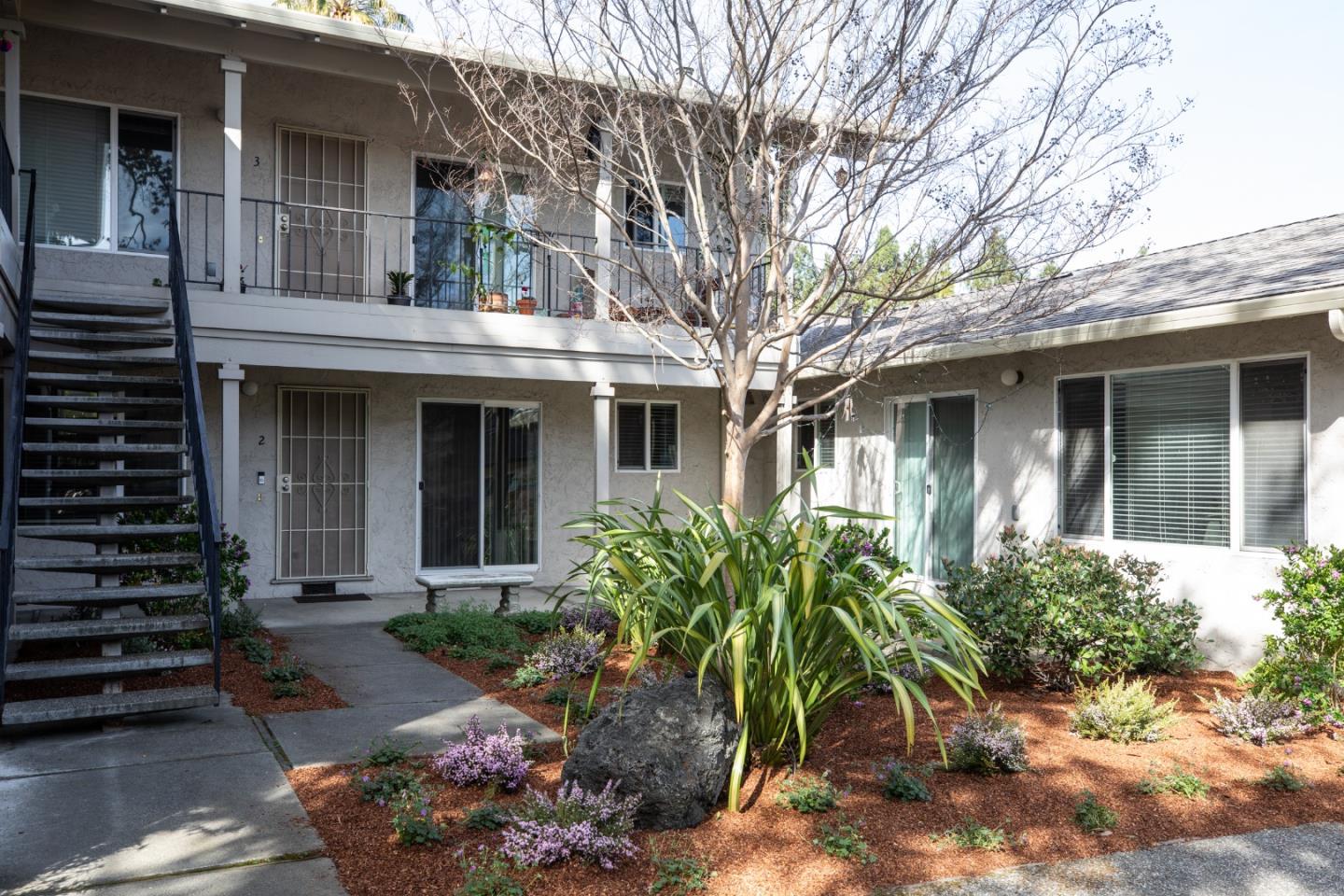 Detail Gallery Image 5 of 15 For 22448 Salem Ave, Cupertino,  CA 95014 - – Beds | – Baths