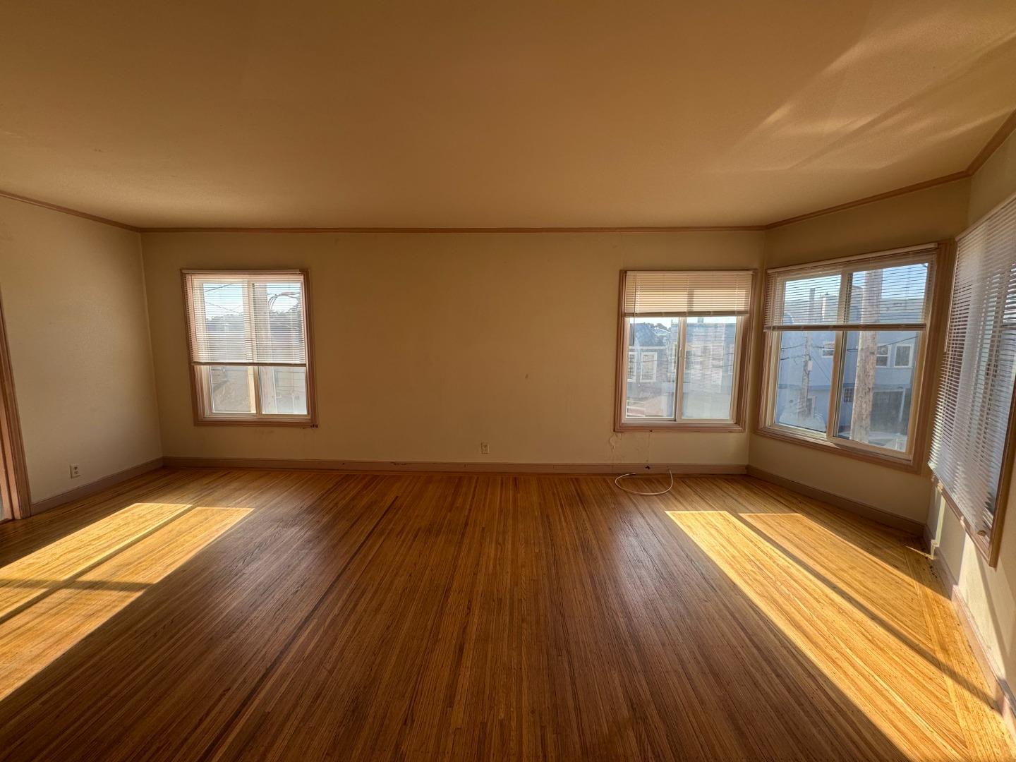 Detail Gallery Image 12 of 17 For 729-733 Randolph St, San Francisco,  CA 94132 - – Beds | – Baths