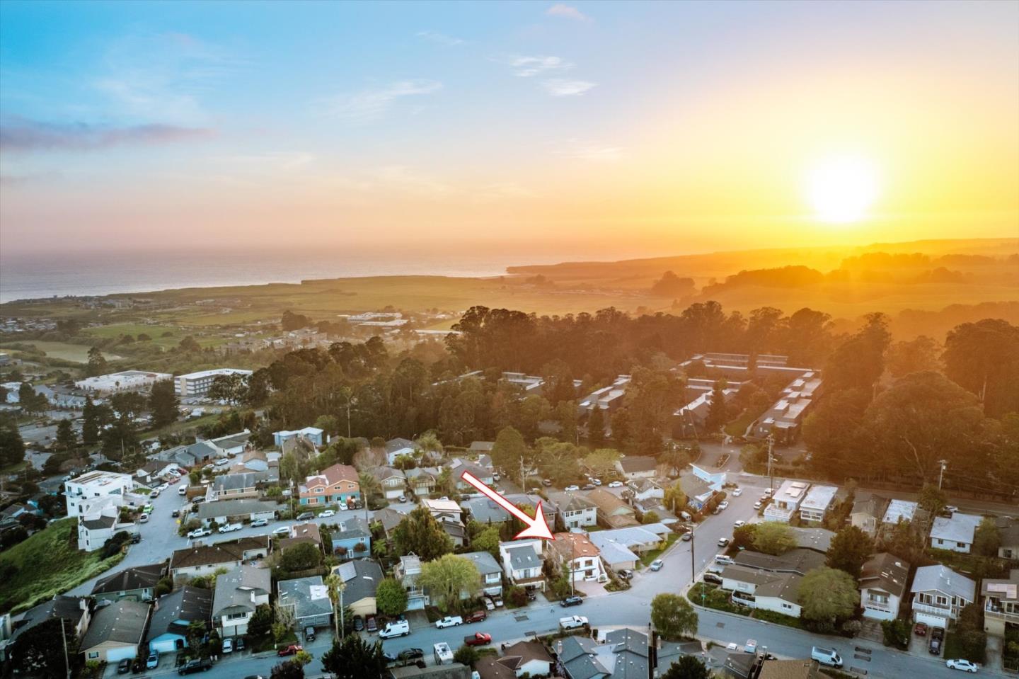 Detail Gallery Image 28 of 54 For 143 Alamo Ave, Santa Cruz,  CA 95060 - 3 Beds | 2/1 Baths