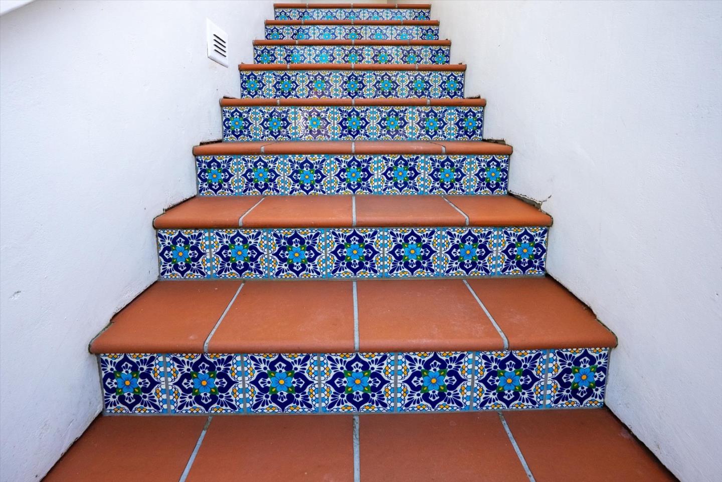 Detail Gallery Image 34 of 54 For 143 Alamo Ave, Santa Cruz,  CA 95060 - 3 Beds | 2/1 Baths