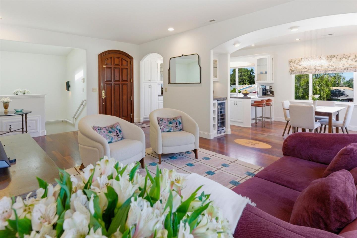 Detail Gallery Image 5 of 54 For 143 Alamo Ave, Santa Cruz,  CA 95060 - 3 Beds | 2/1 Baths