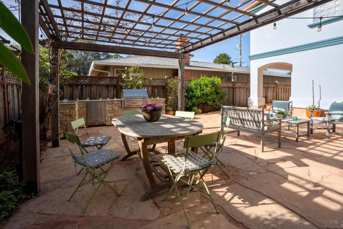 Detail Gallery Image 50 of 54 For 143 Alamo Ave, Santa Cruz,  CA 95060 - 3 Beds | 2/1 Baths