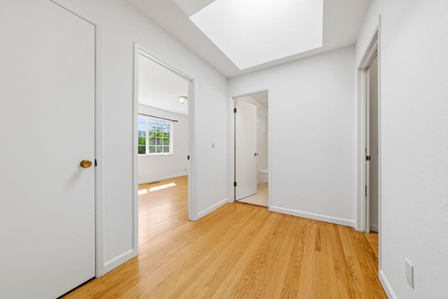 Detail Gallery Image 16 of 42 For 7608 Peach Blossom Dr, Cupertino,  CA 95014 - 5 Beds | 3 Baths