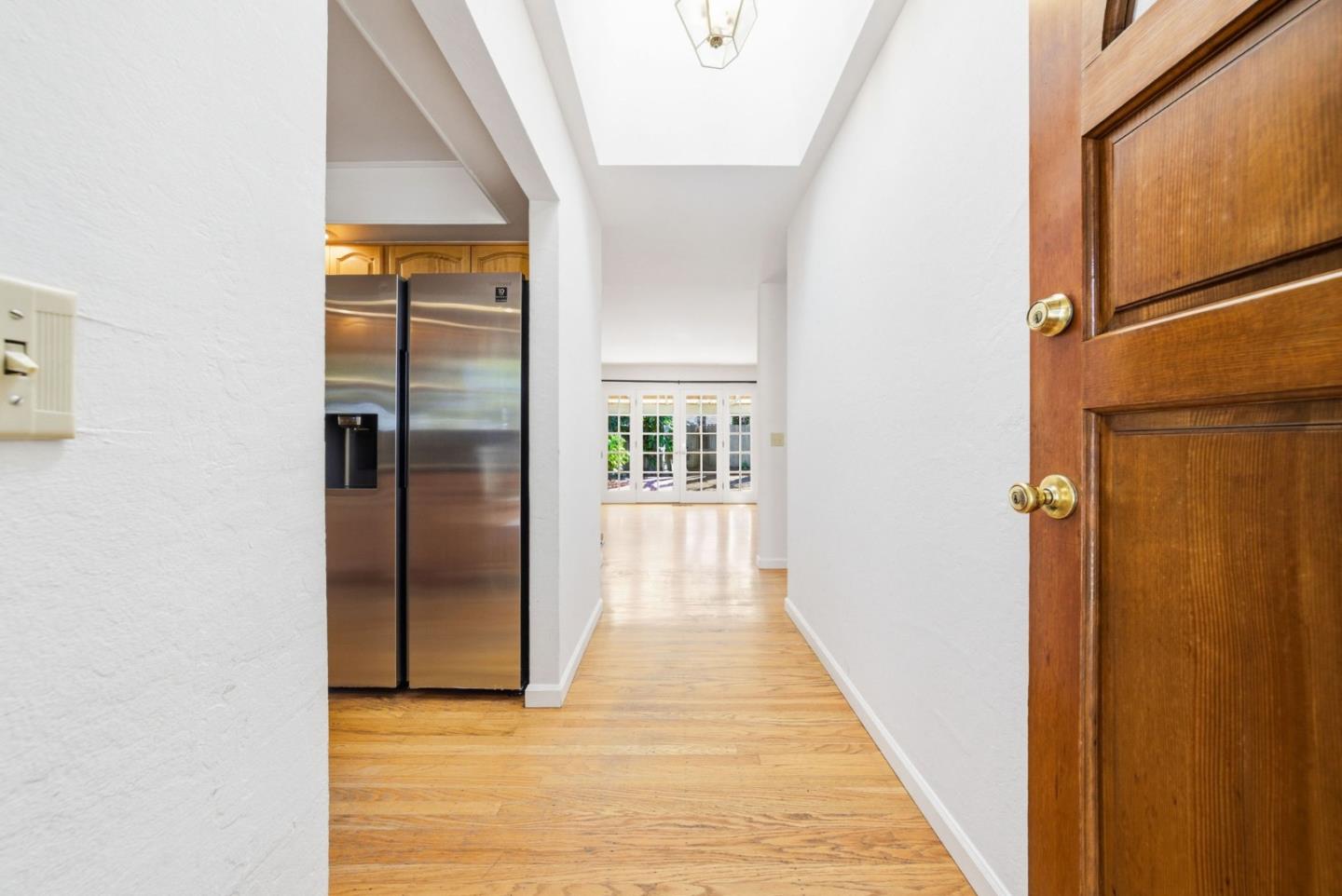 Detail Gallery Image 4 of 42 For 7608 Peach Blossom Dr, Cupertino,  CA 95014 - 5 Beds | 3 Baths