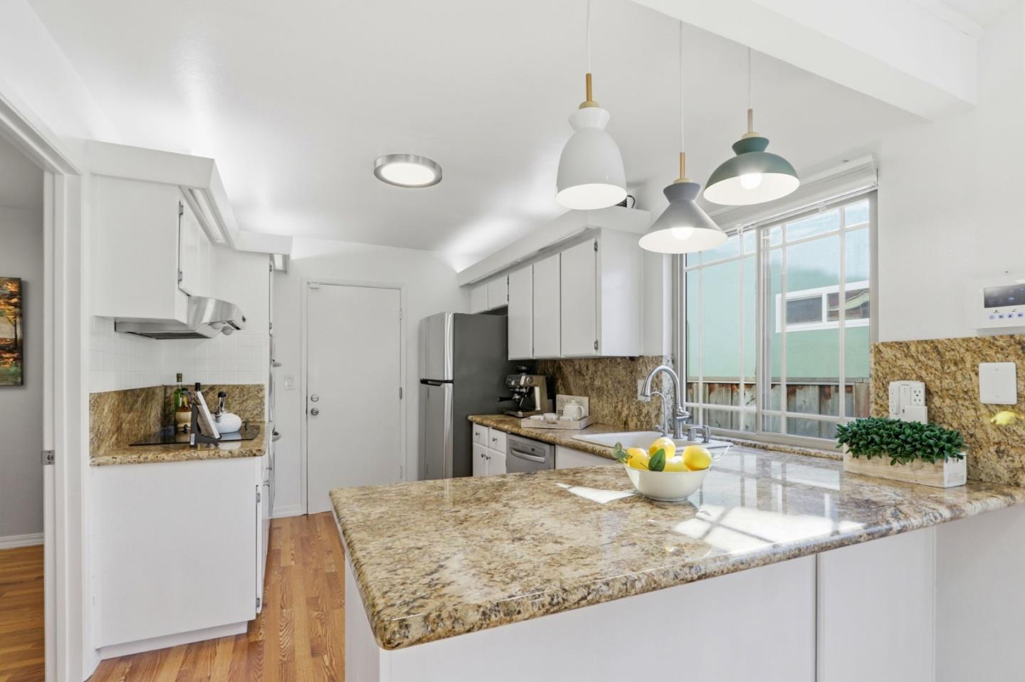 Detail Gallery Image 12 of 47 For 339 El Portal Way, San Jose,  CA 95123 - 3 Beds | 2 Baths