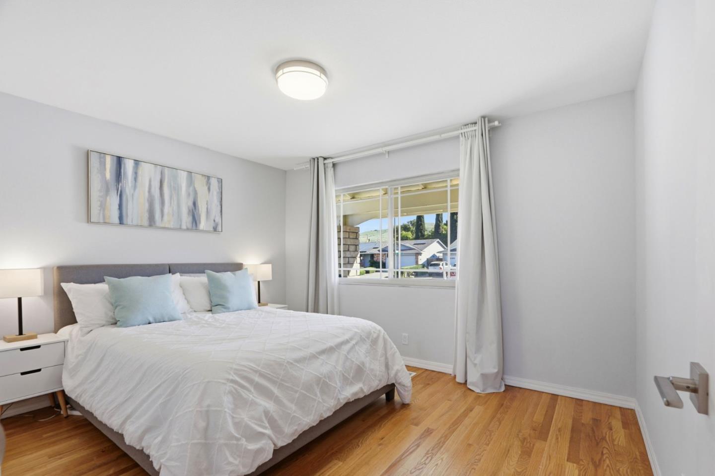 Detail Gallery Image 28 of 47 For 339 El Portal Way, San Jose,  CA 95123 - 3 Beds | 2 Baths