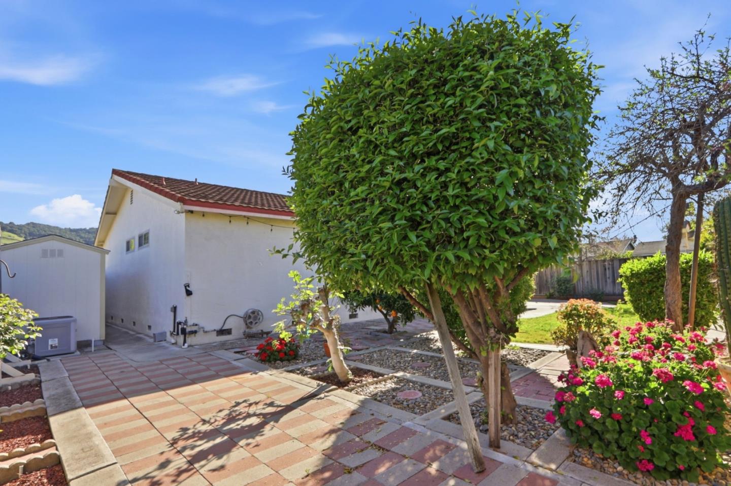 Detail Gallery Image 42 of 47 For 339 El Portal Way, San Jose,  CA 95123 - 3 Beds | 2 Baths