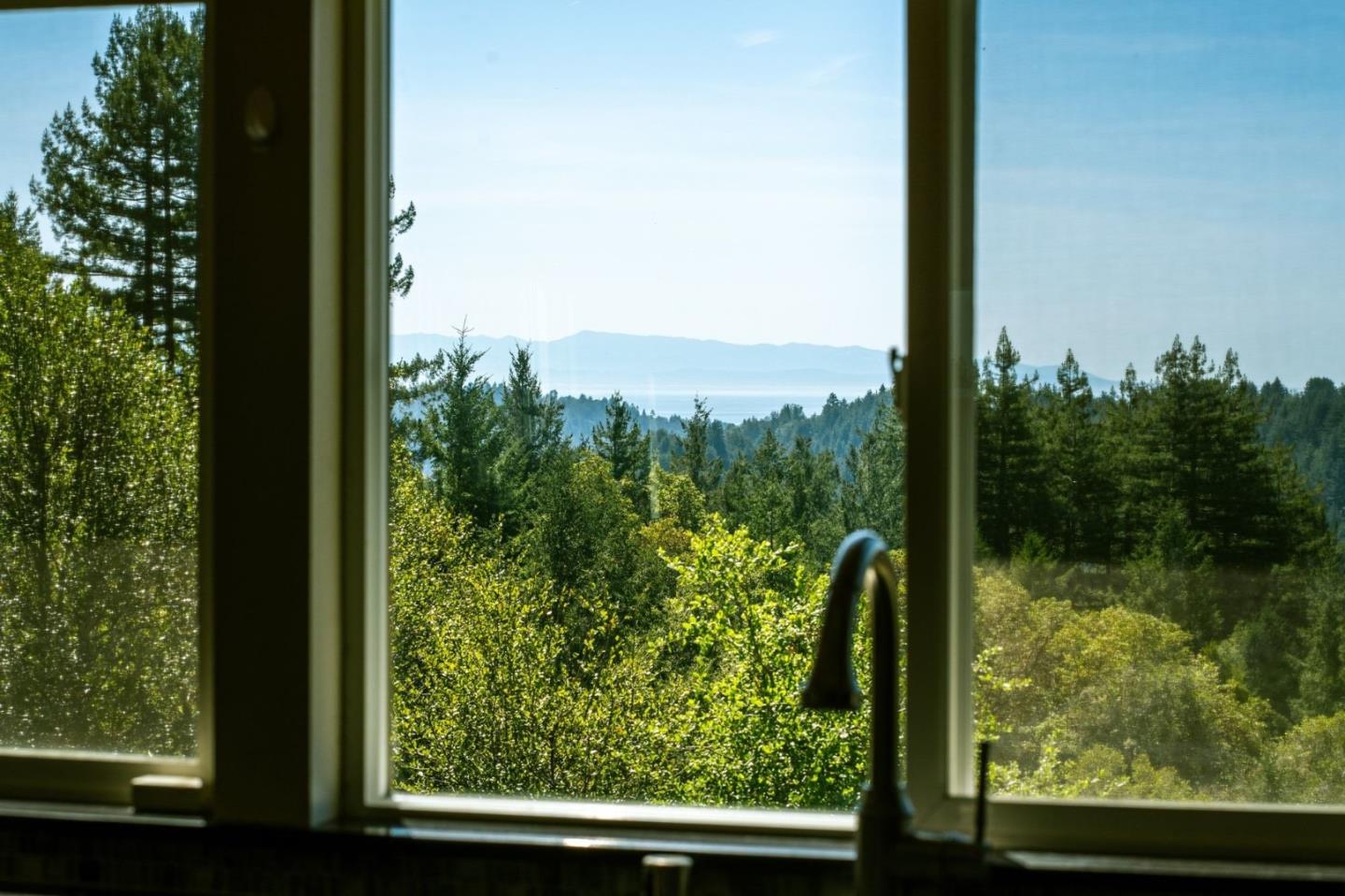 Detail Gallery Image 5 of 68 For 555 Bohnen Rd, Santa Cruz,  CA 95065 - 3 Beds | 2/1 Baths