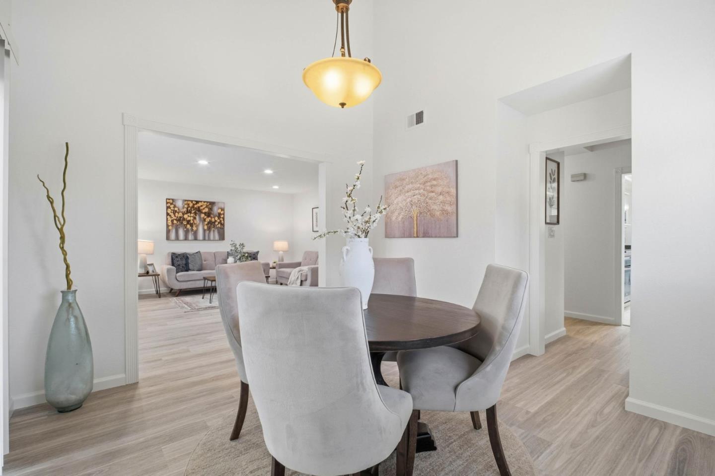 Detail Gallery Image 14 of 51 For 36004 Vallee Ter, Fremont,  CA 94536 - 3 Beds | 2/1 Baths