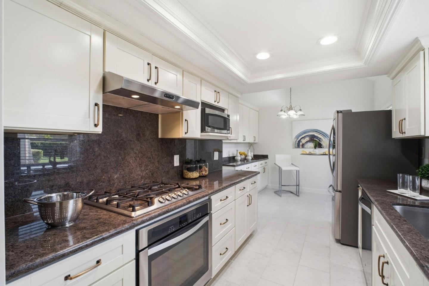 Detail Gallery Image 9 of 51 For 36004 Vallee Ter, Fremont,  CA 94536 - 3 Beds | 2/1 Baths