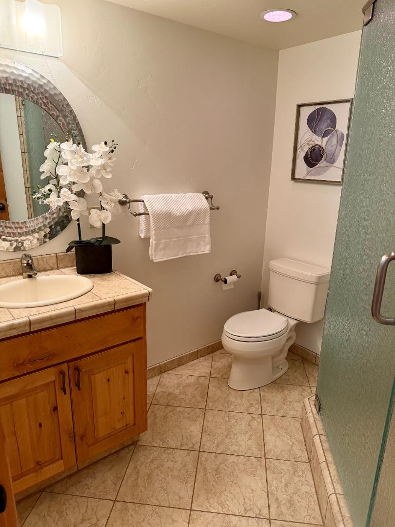 Detail Gallery Image 13 of 18 For 1082 Eden Bower Ln, Redwood City,  CA 94061 - 3 Beds | 3 Baths