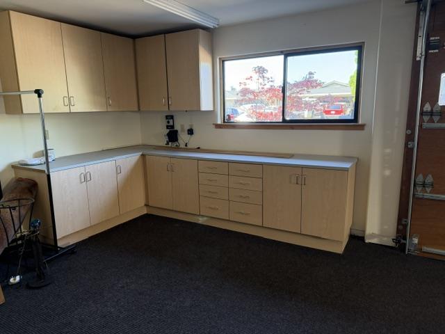 Detail Gallery Image 27 of 28 For 1082 Eden Bower Ln, Redwood City,  CA 94061 - 3 Beds | 3 Baths