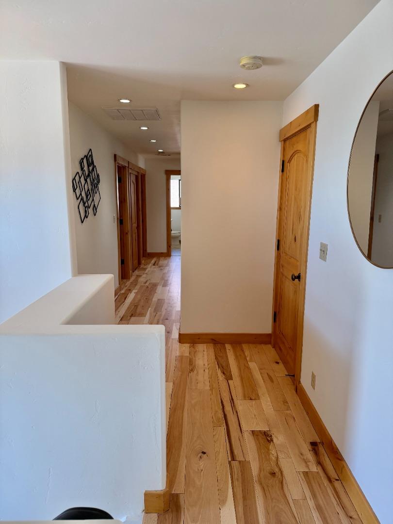 Detail Gallery Image 7 of 18 For 1082 Eden Bower Ln, Redwood City,  CA 94061 - 3 Beds | 3 Baths