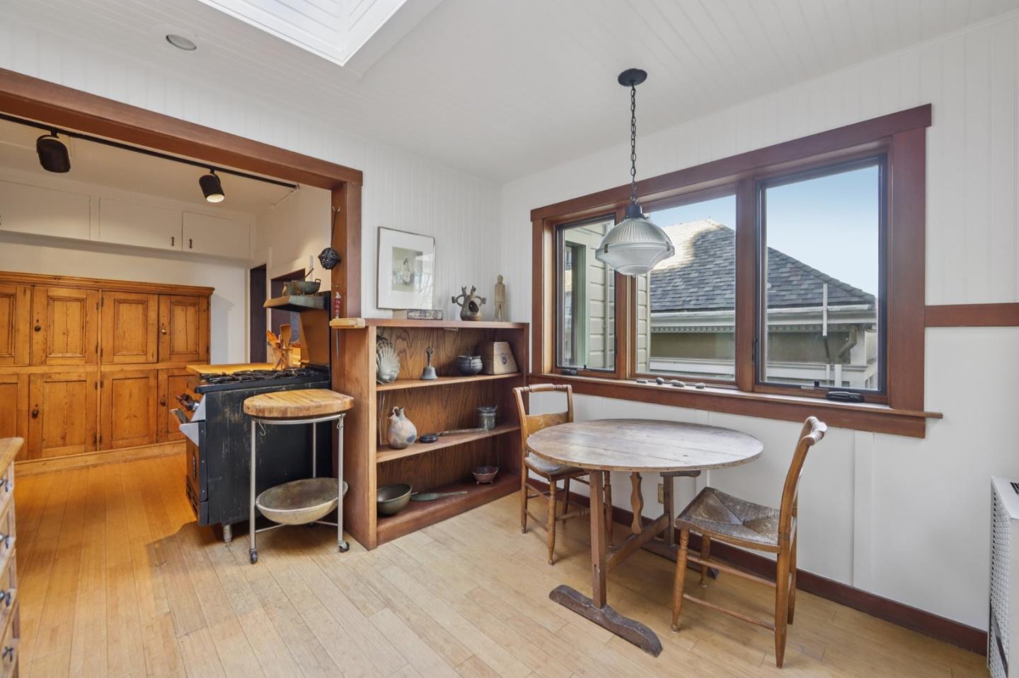 Detail Gallery Image 17 of 56 For 15-17 Macondray Ln, San Francisco,  CA 94133 - – Beds | – Baths