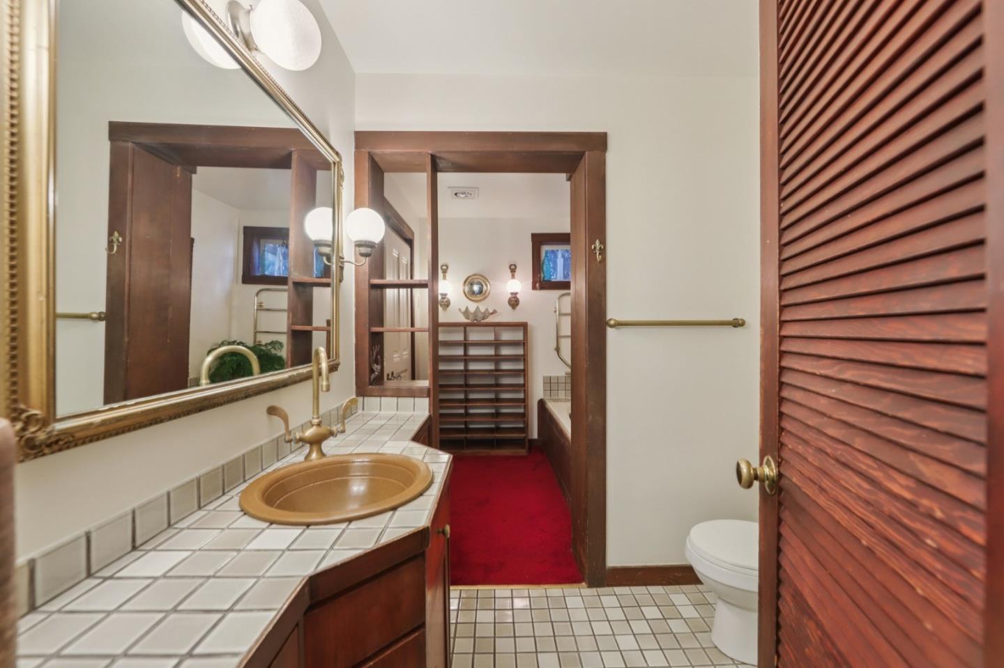 Detail Gallery Image 25 of 56 For 15-17 Macondray Ln, San Francisco,  CA 94133 - – Beds | – Baths