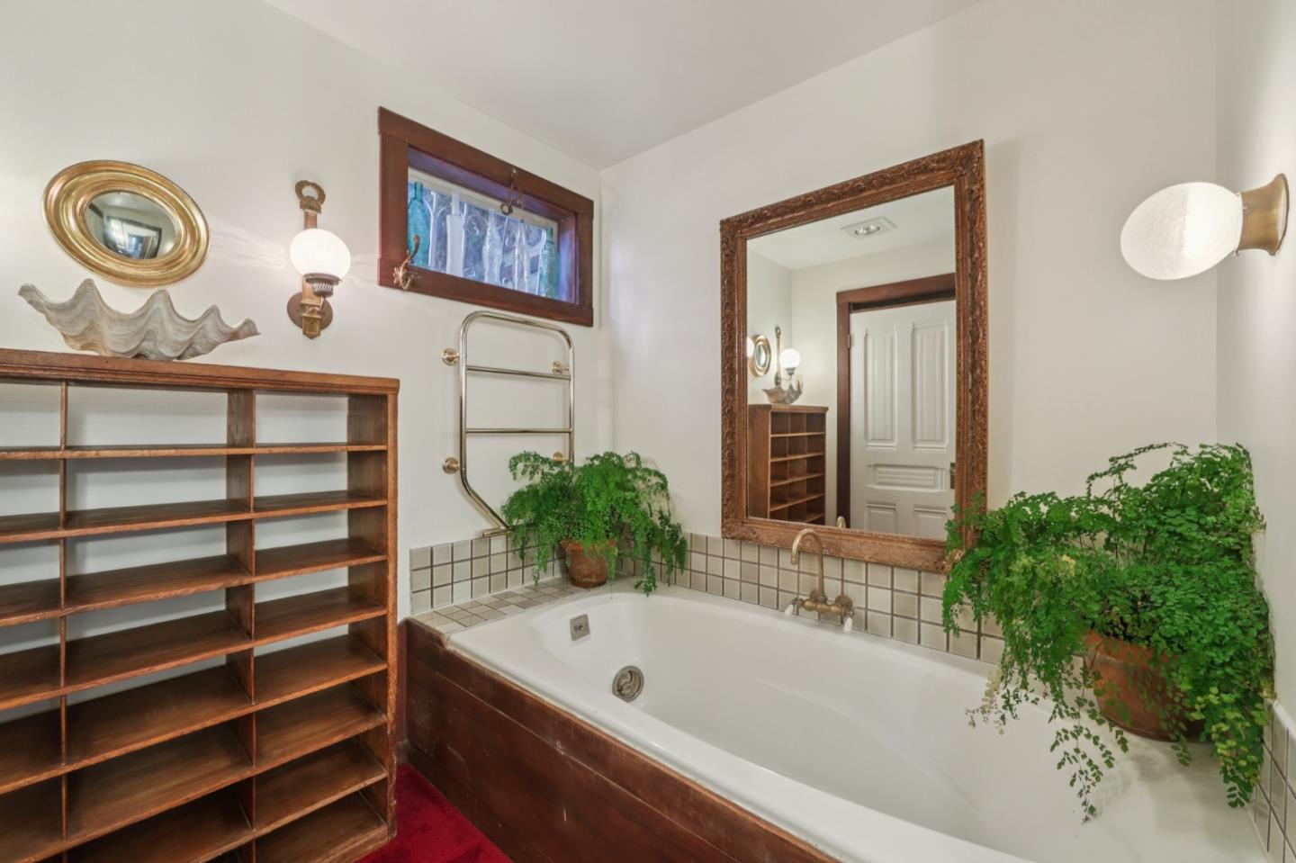 Detail Gallery Image 27 of 56 For 15-17 Macondray Ln, San Francisco,  CA 94133 - – Beds | – Baths