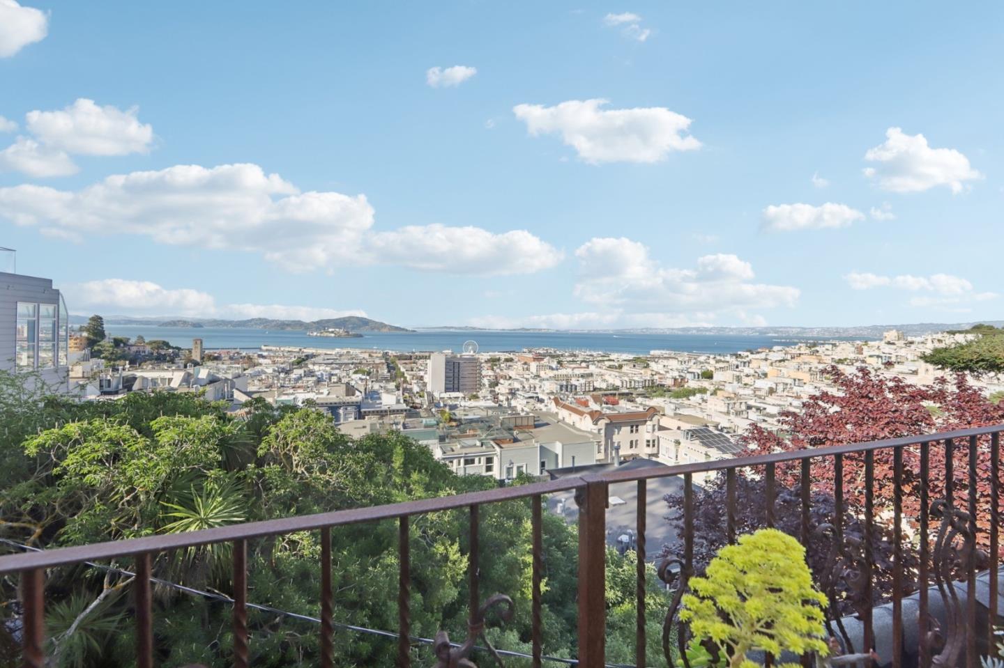 Detail Gallery Image 36 of 56 For 15-17 Macondray Ln, San Francisco,  CA 94133 - – Beds | – Baths