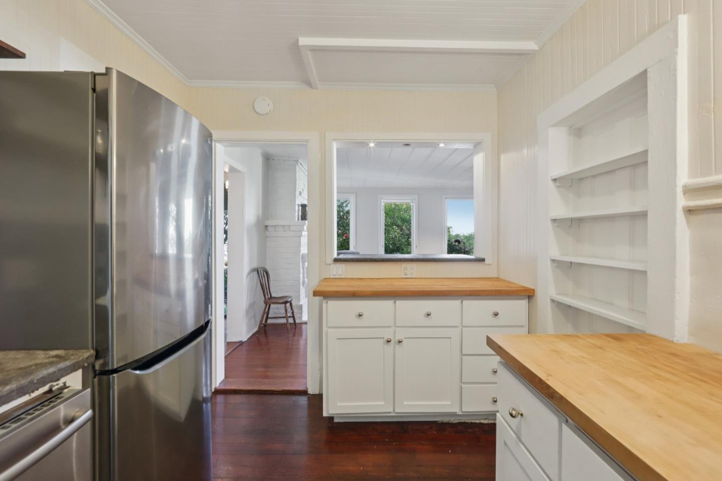 Detail Gallery Image 44 of 56 For 15-17 Macondray Ln, San Francisco,  CA 94133 - – Beds | – Baths