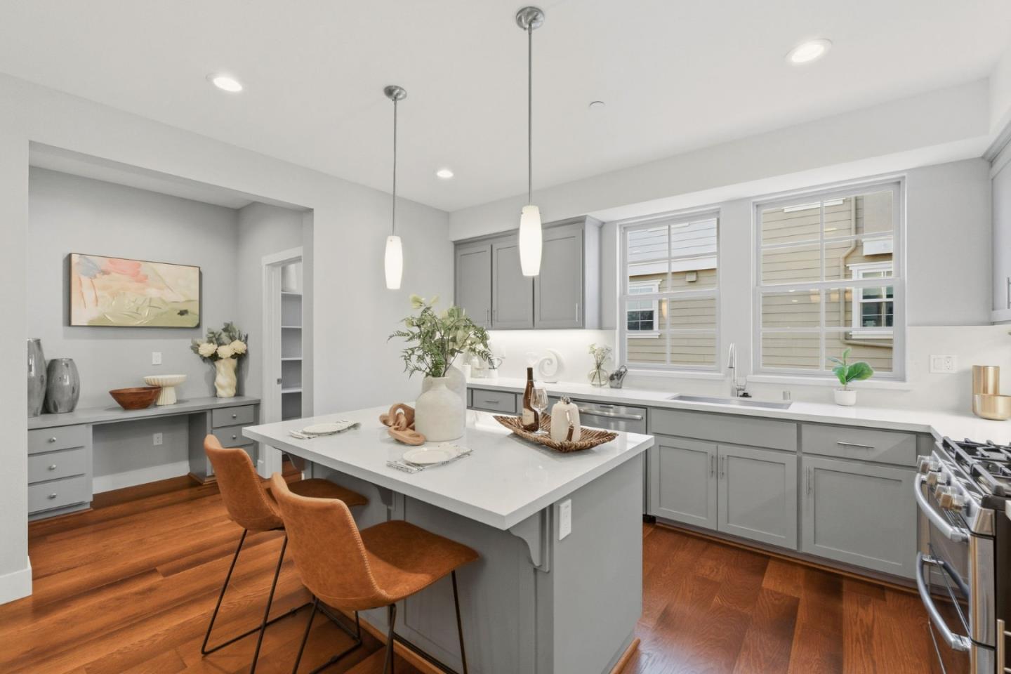 Detail Gallery Image 10 of 53 For 1098 Barberry Ter, Sunnyvale,  CA 94086 - 4 Beds | 3/1 Baths