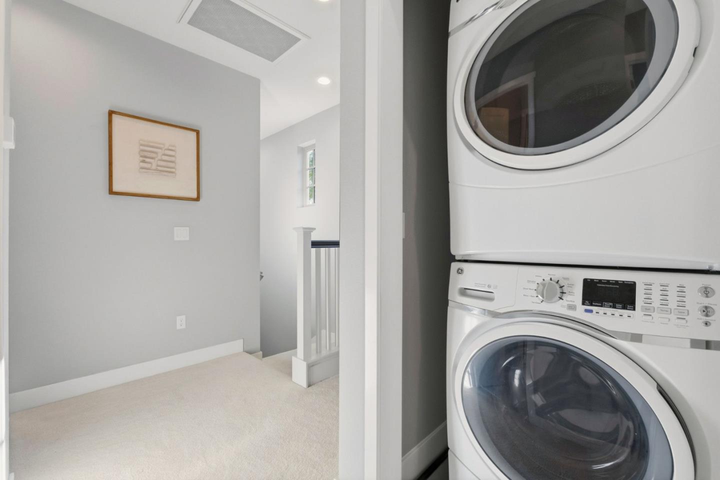 Detail Gallery Image 32 of 53 For 1098 Barberry Ter, Sunnyvale,  CA 94086 - 4 Beds | 3/1 Baths