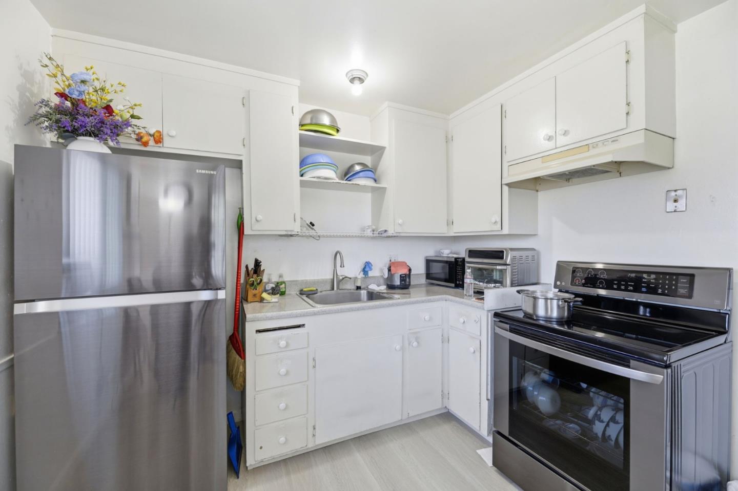 Detail Gallery Image 10 of 53 For 2186 Pasetta Dr, Santa Clara,  CA 95050 - – Beds | – Baths