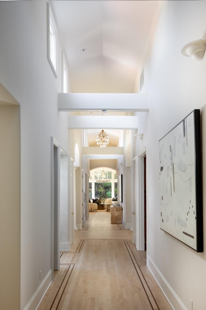 Detail Gallery Image 18 of 56 For 27210 Ohlone Ln, Los Altos Hills,  CA 94022 - 5 Beds | 5/2 Baths