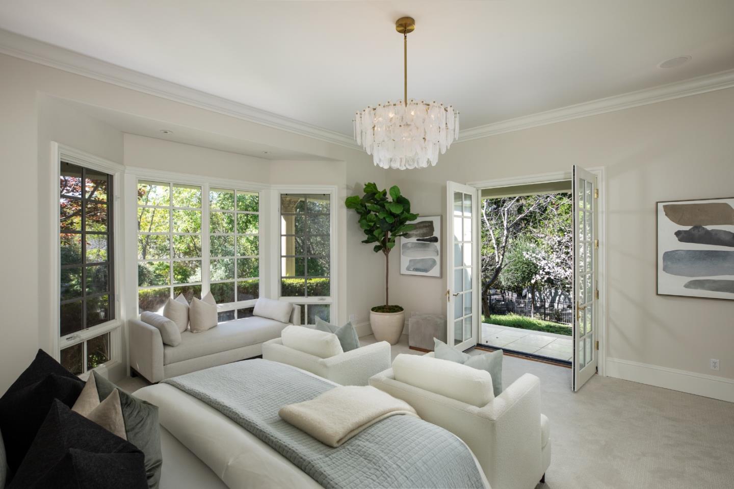 Detail Gallery Image 30 of 56 For 27210 Ohlone Ln, Los Altos Hills,  CA 94022 - 5 Beds | 5/2 Baths