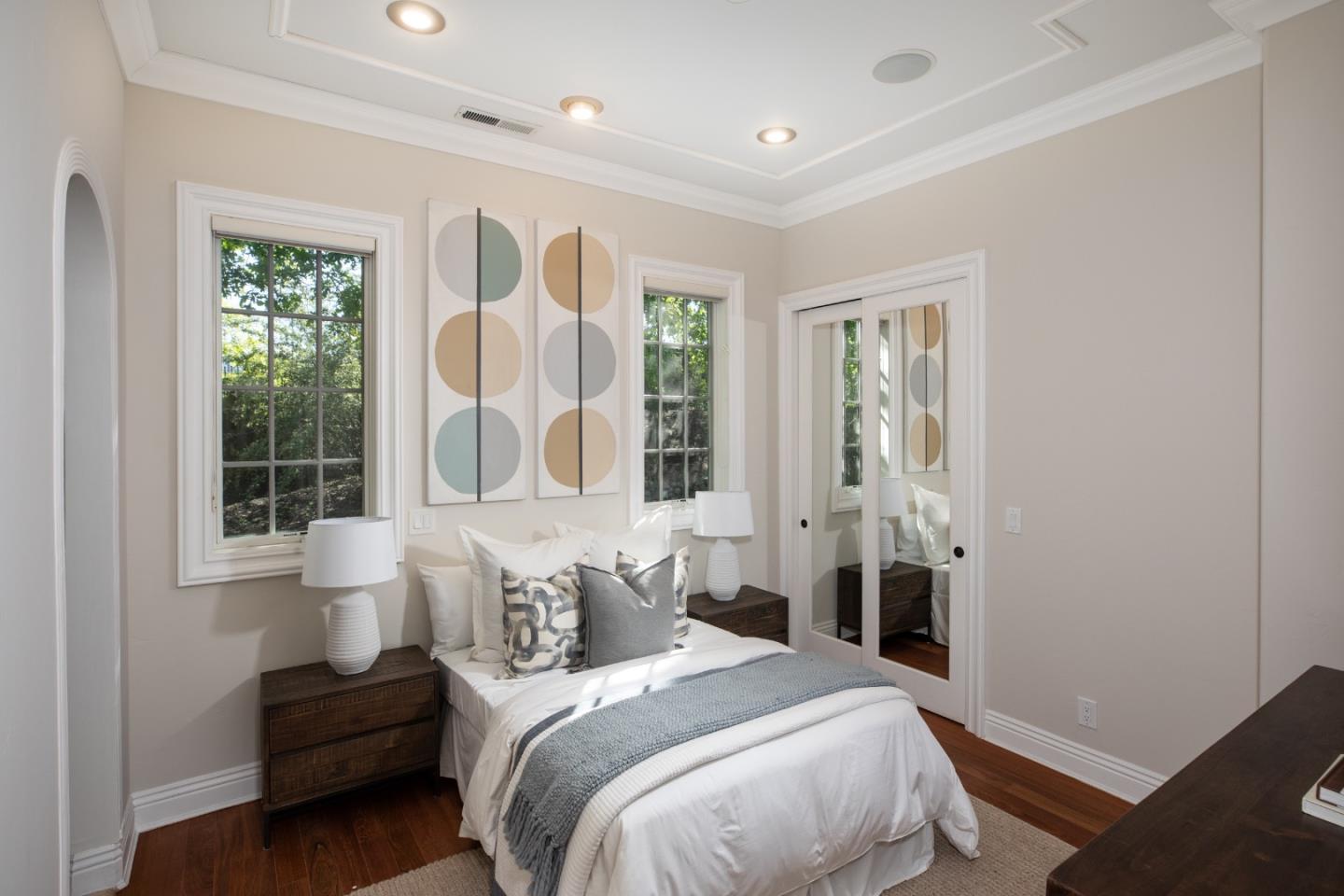 Detail Gallery Image 38 of 56 For 27210 Ohlone Ln, Los Altos Hills,  CA 94022 - 5 Beds | 5/2 Baths