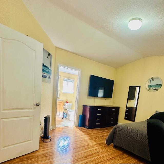 Detail Gallery Image 7 of 12 For 555 Umbarger Rd #108,  San Jose,  CA 95111 - 3 Beds | 2 Baths