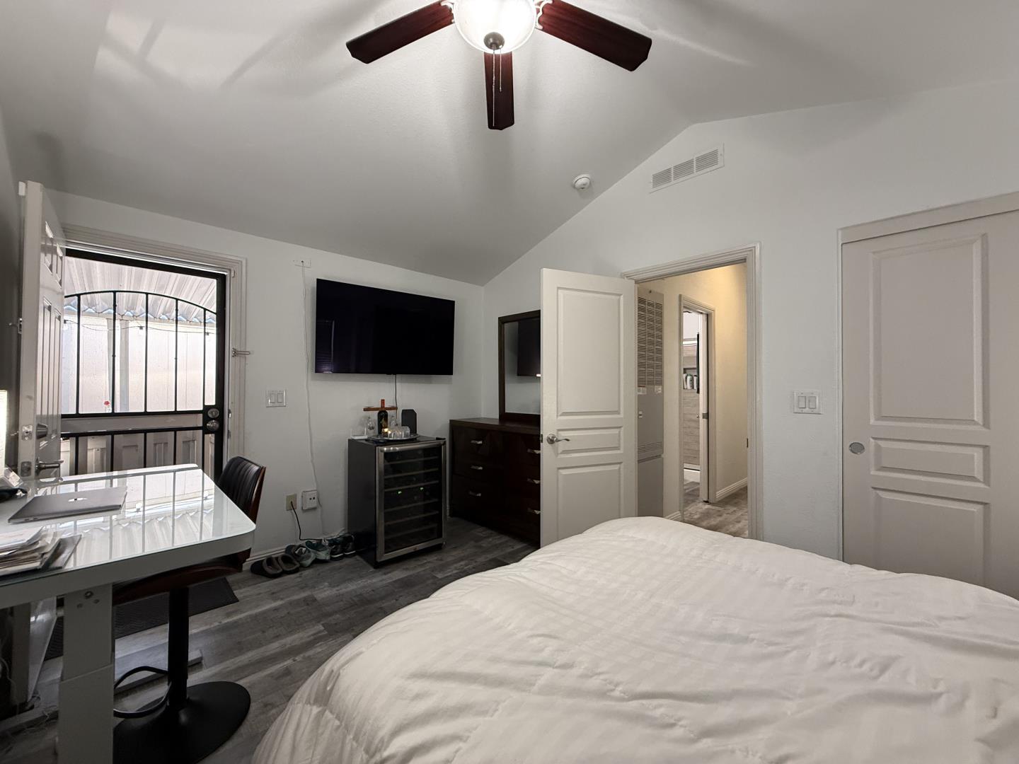 Detail Gallery Image 4 of 6 For 1850 Evans Ln #65,  San Jose,  CA 95125 - 2 Beds | 1 Baths