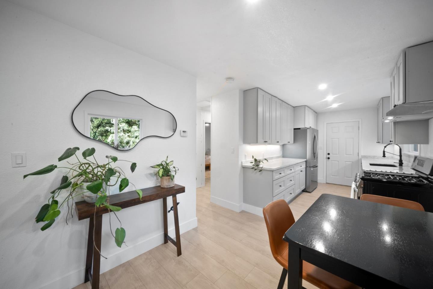 Detail Gallery Image 13 of 63 For 26650 Soquel San Jose Rd, Los Gatos,  CA 95033 - 2 Beds | 1 Baths