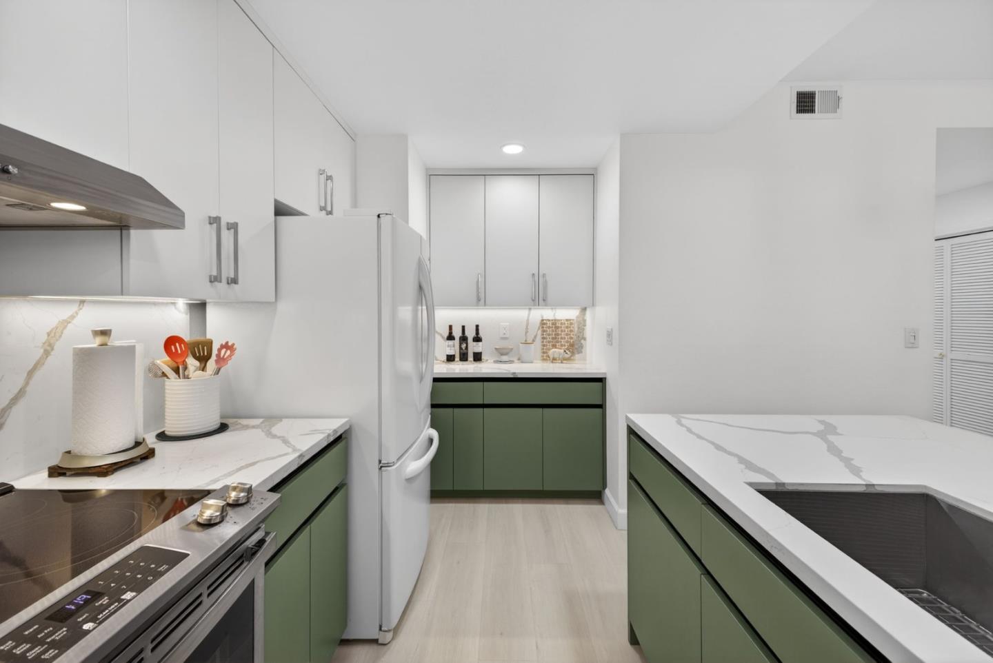 Photo #16: ML82039023 Listing: Photo #16