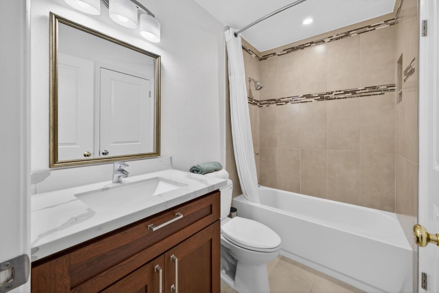 Photo #28: ML82039023 Listing: Photo #28