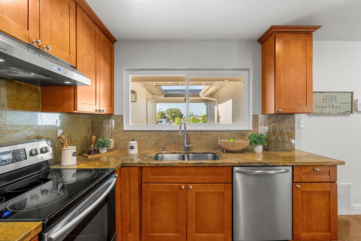 Detail Gallery Image 32 of 67 For 3312 Birchwood Ln, San Jose,  CA 95132 - 4 Beds | 2 Baths