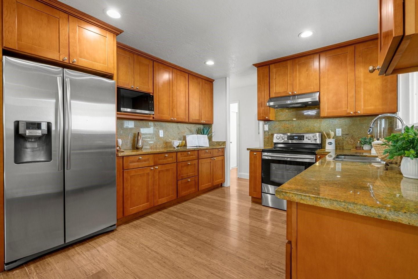 Detail Gallery Image 9 of 67 For 3312 Birchwood Ln, San Jose,  CA 95132 - 4 Beds | 2 Baths