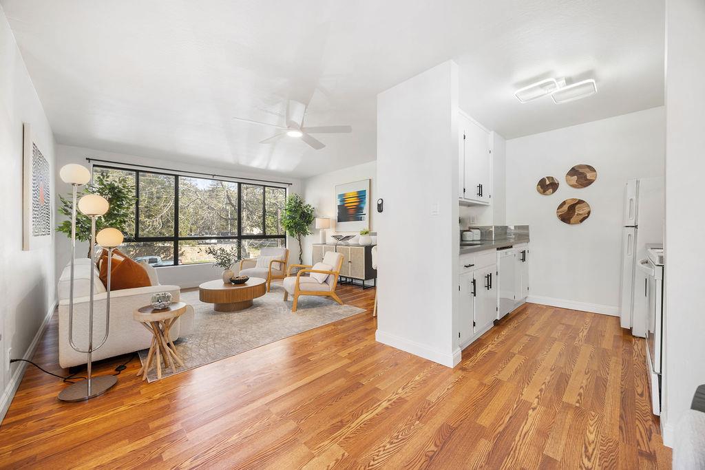 Detail Gallery Image 13 of 26 For 2632 Warring St #2,  Berkeley,  CA 94704 - 2 Beds | 1 Baths