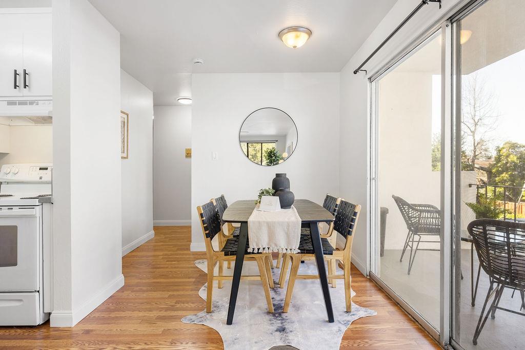 Detail Gallery Image 8 of 26 For 2632 Warring St #2,  Berkeley,  CA 94704 - 2 Beds | 1 Baths