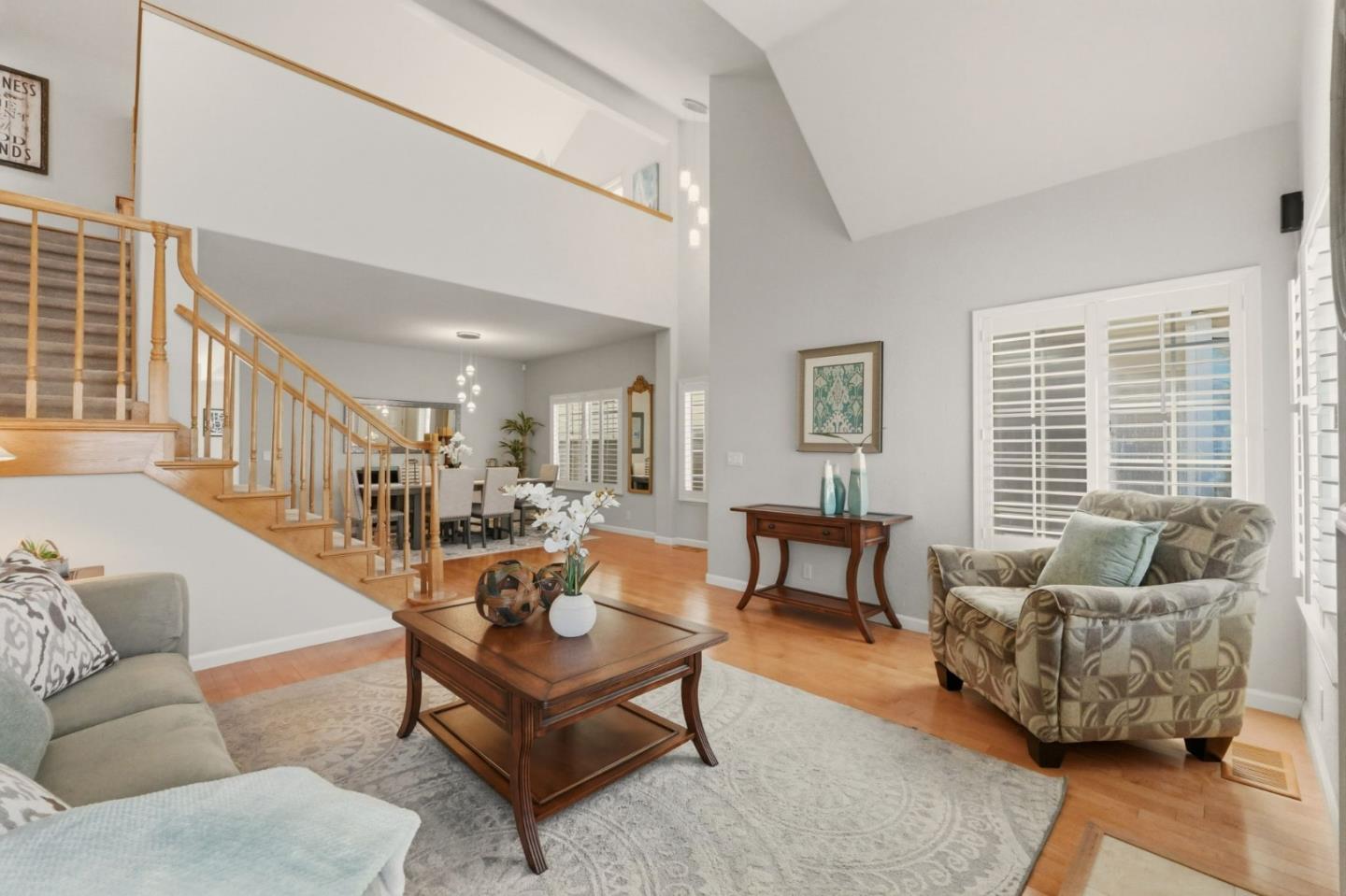 Detail Gallery Image 12 of 53 For 1252 Montcourse Ln, San Jose,  CA 95131 - 4 Beds | 2 Baths