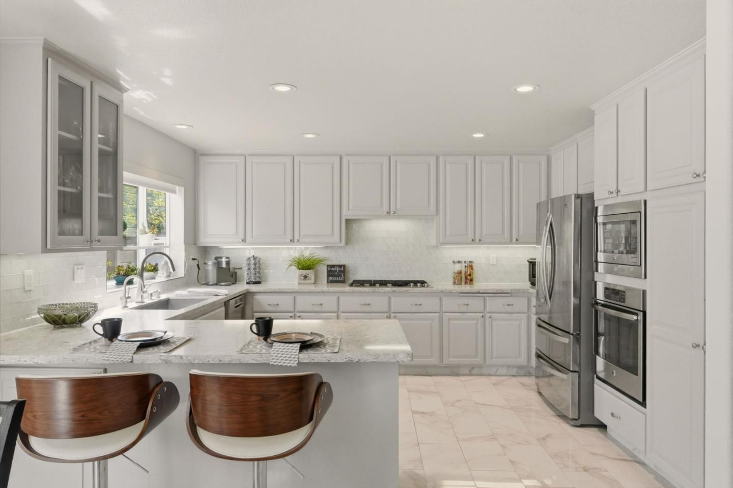 Detail Gallery Image 23 of 53 For 1252 Montcourse Ln, San Jose,  CA 95131 - 4 Beds | 2 Baths