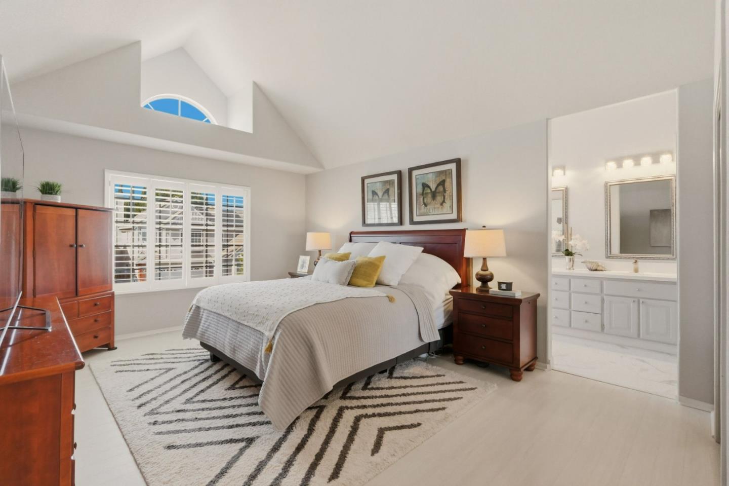 Detail Gallery Image 33 of 53 For 1252 Montcourse Ln, San Jose,  CA 95131 - 4 Beds | 2 Baths