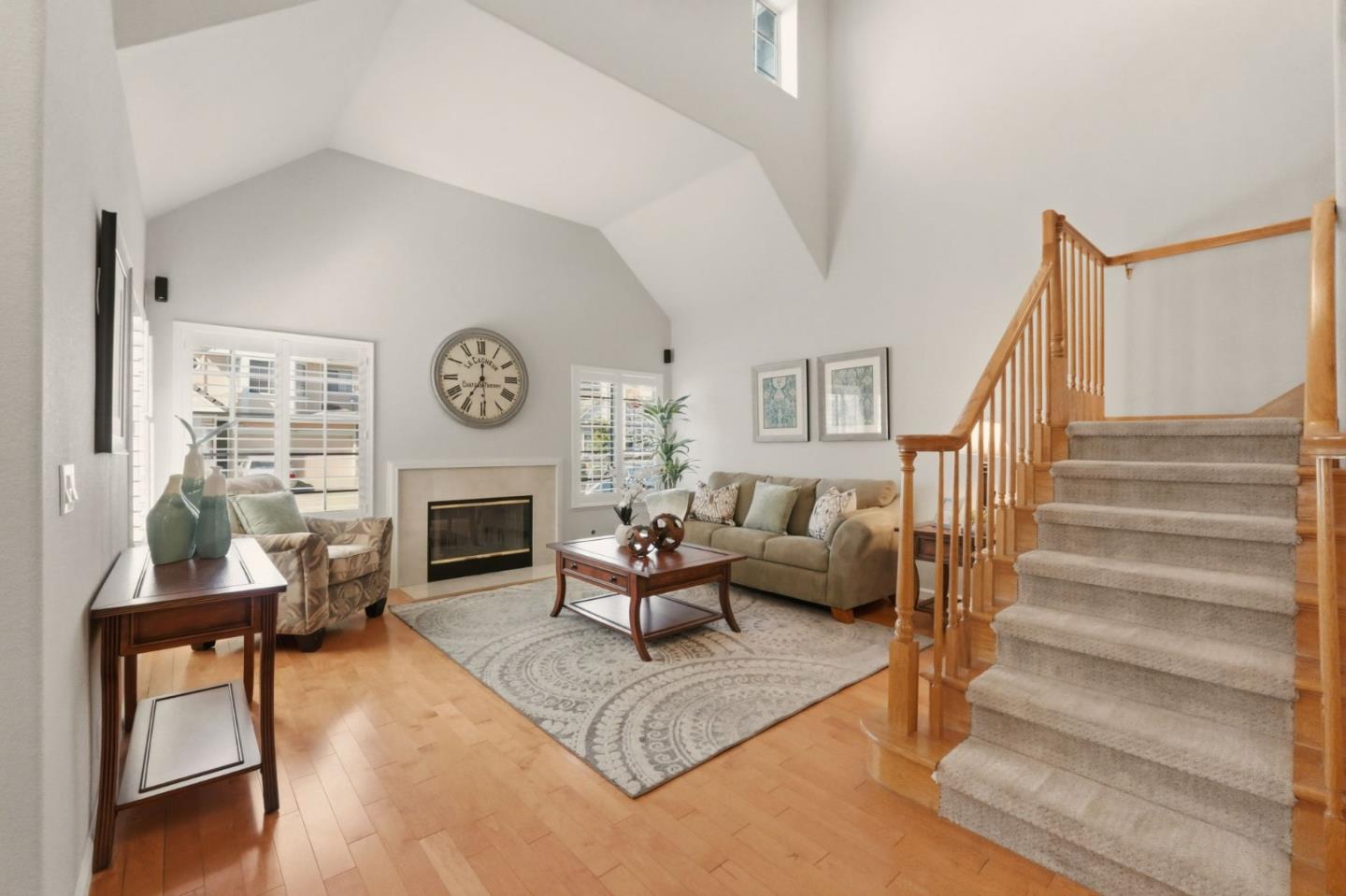 Detail Gallery Image 8 of 53 For 1252 Montcourse Ln, San Jose,  CA 95131 - 4 Beds | 2 Baths