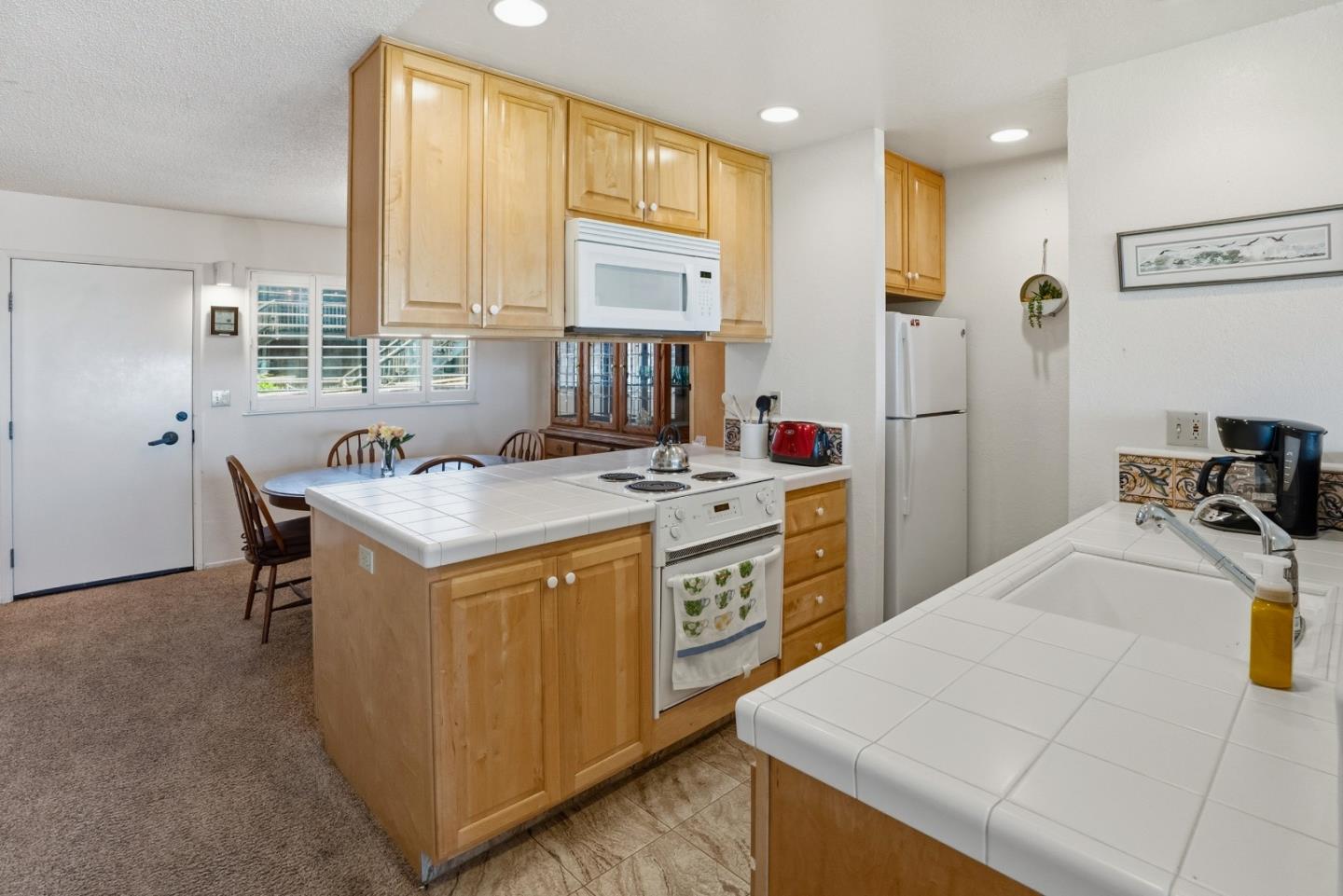 Detail Gallery Image 10 of 27 For 101 Shell Dr #22,  Watsonville,  CA 95076 - 2 Beds | 2 Baths