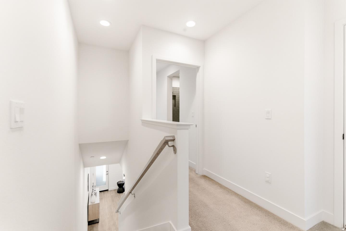 Detail Gallery Image 20 of 40 For 1249 Edgewood Way, South San Francisco,  CA 94080 - 3 Beds | 3 Baths