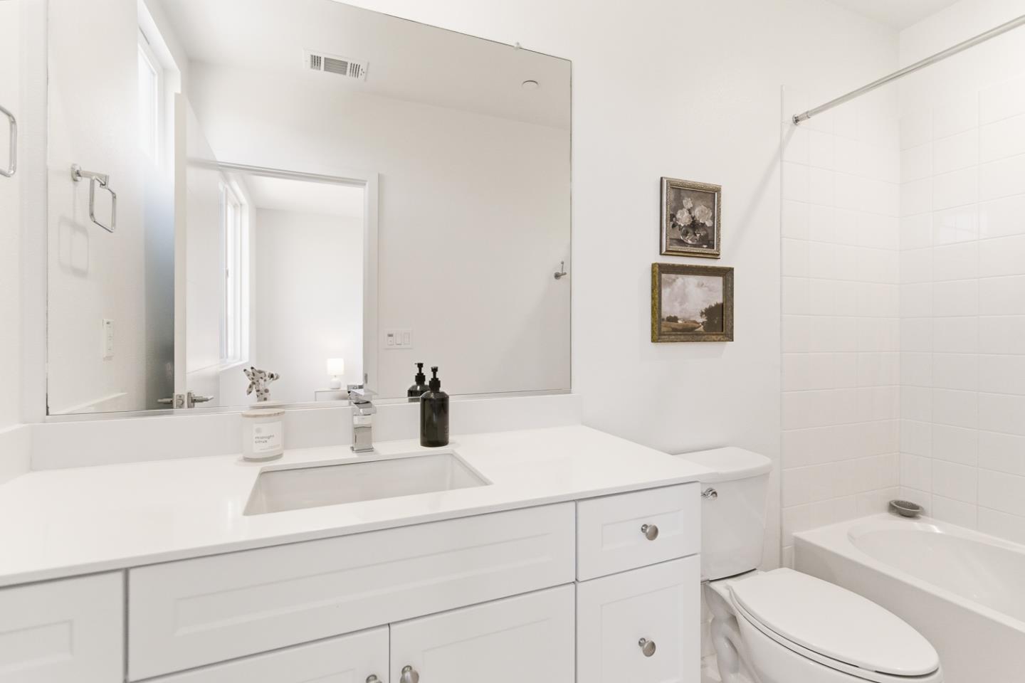 Detail Gallery Image 26 of 40 For 1249 Edgewood Way, South San Francisco,  CA 94080 - 3 Beds | 3 Baths