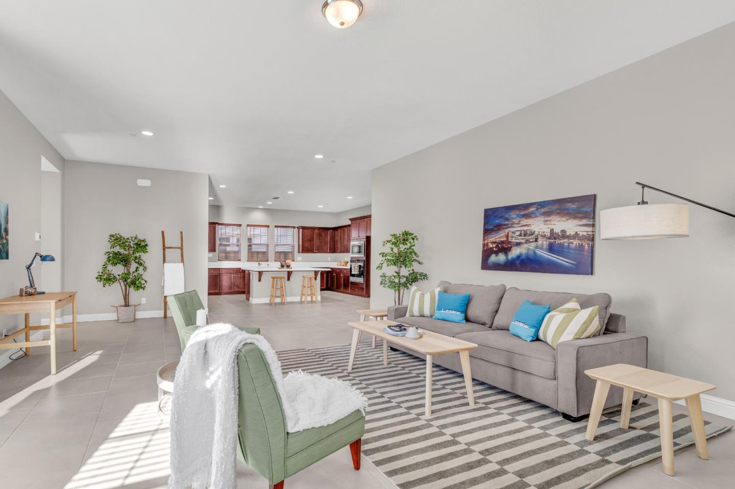 Detail Gallery Image 11 of 45 For 482 Lassen Way, Marina,  CA 93933 - 3 Beds | 2 Baths